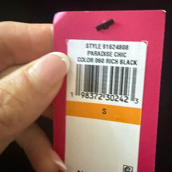 Vince Camuto Black Drawstring Joggers and Hoodie - Picture 7 of 9